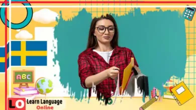 استخدام håller på att للتعبير عن الفعل المستمر في السويدية